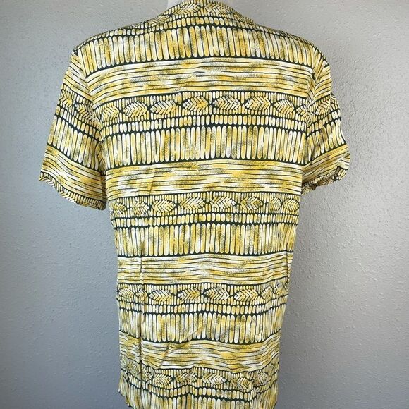 Chaus Short Sleeve Collarless Button Down Shirt and Matching Skirt EUC - Picture 5 of 12